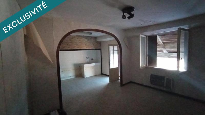 Maison - 280 m² - 9 pièces