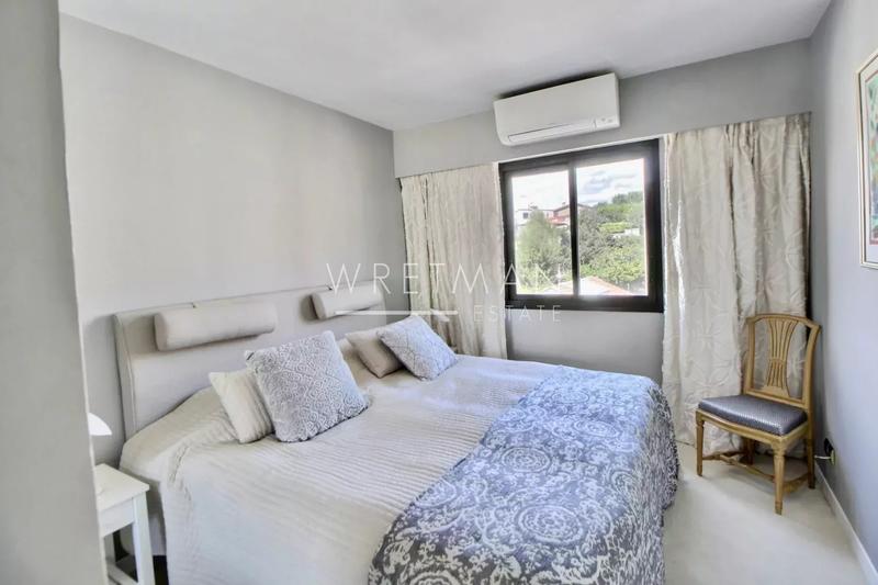 Appartement - 103 m² - 4 pièces