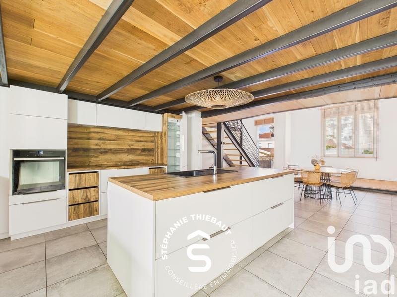 Maison - 156 m² - 6 pièces