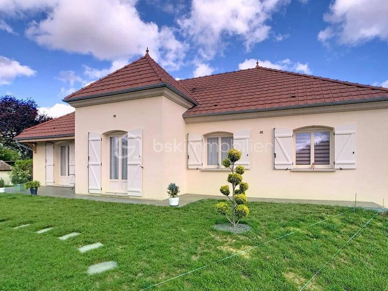 Pavillon - 130 m² - 5 pièces