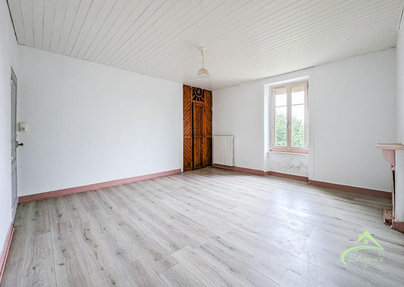 Maison - 261 m² - 8 pièces