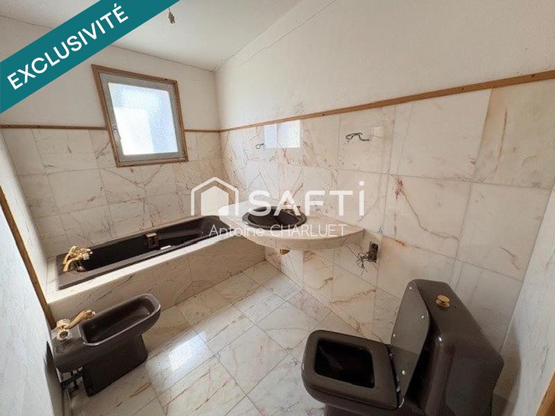 Maison - 121 m² - 5 pièces