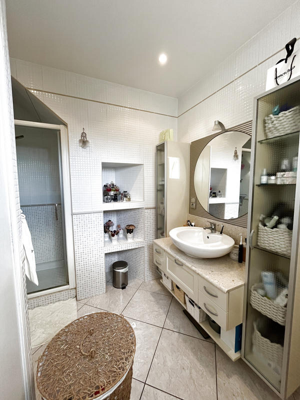 Maison - 165 m² - 6 pièces