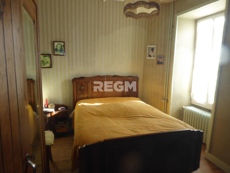 Propriété - 170 m² - 9 pièces