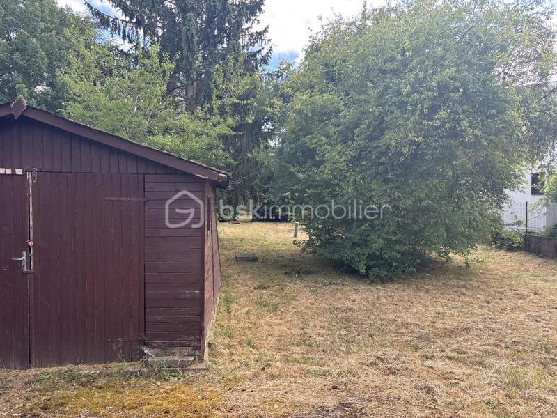 Terrain industriel - 922 m²