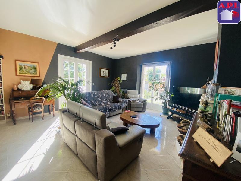 Maison - 183 m² - 6 pièces