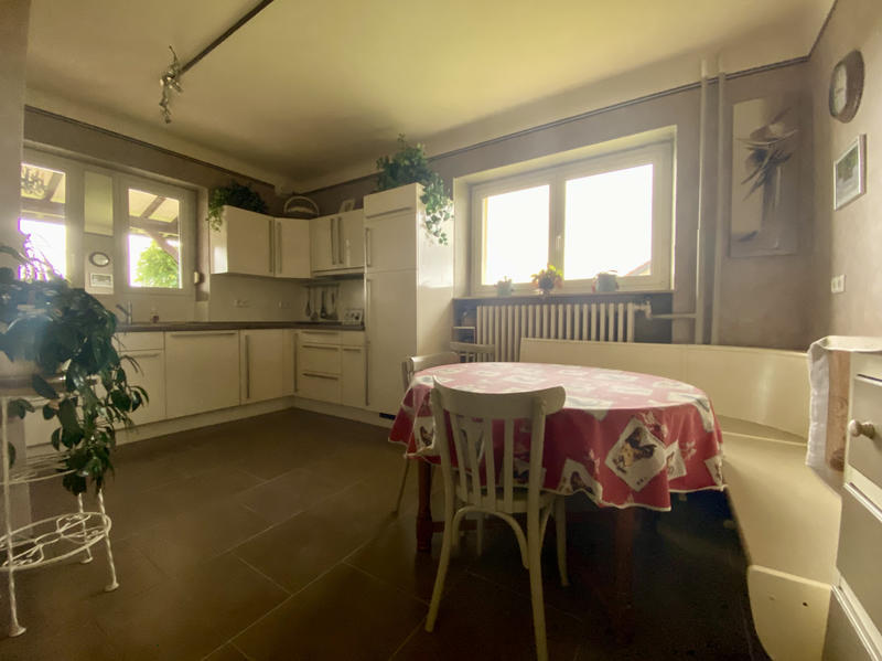 Maison - 195 m² - 8 pièces