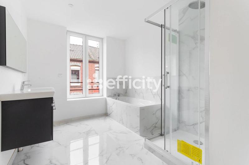 Maison de ville - 137 m² - 6 pièces