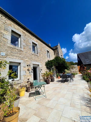 Propriété - 330 m² - 13 pièces