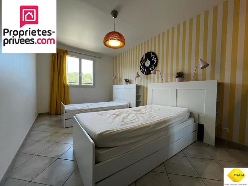 Maison - 230 m² - 10 pièces