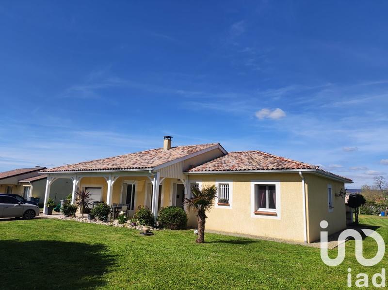 Maison - 107 m² - 6 pièces