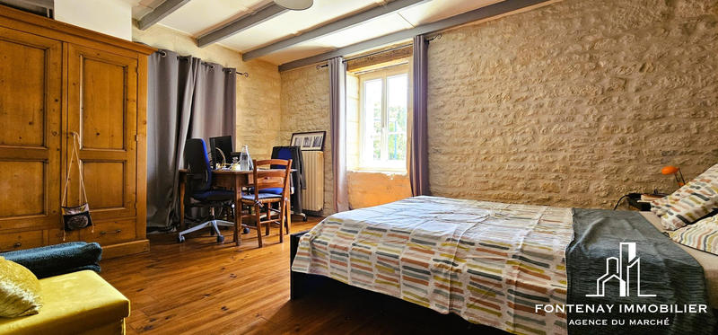 Maison ancienne - 203 m² - 7 pièces