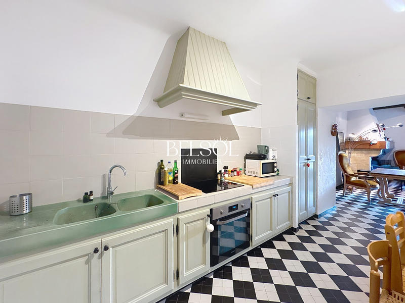 Mas - 295 m² - 10 pièces