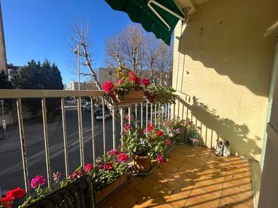 Appartement - 75 m² - 4 pièces