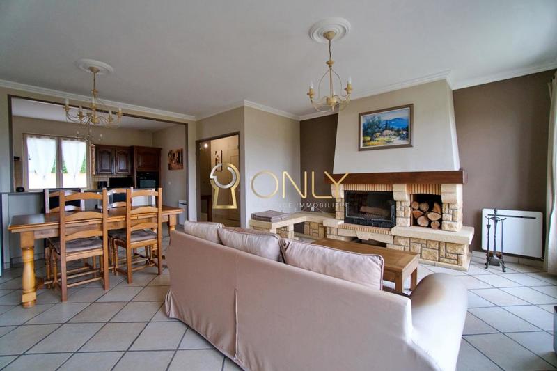 Maison - 88 m² - 4 pièces