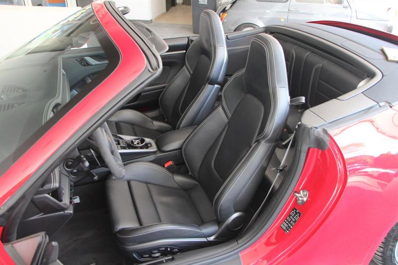 Porsche 911 Carrera Cabriolet 992 s 3.0 450 Pdk