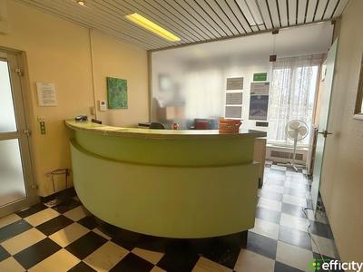 Bureau - 163 m² - 7 pièces