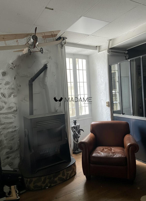 Local commercial - 77 m² - 3 pièces