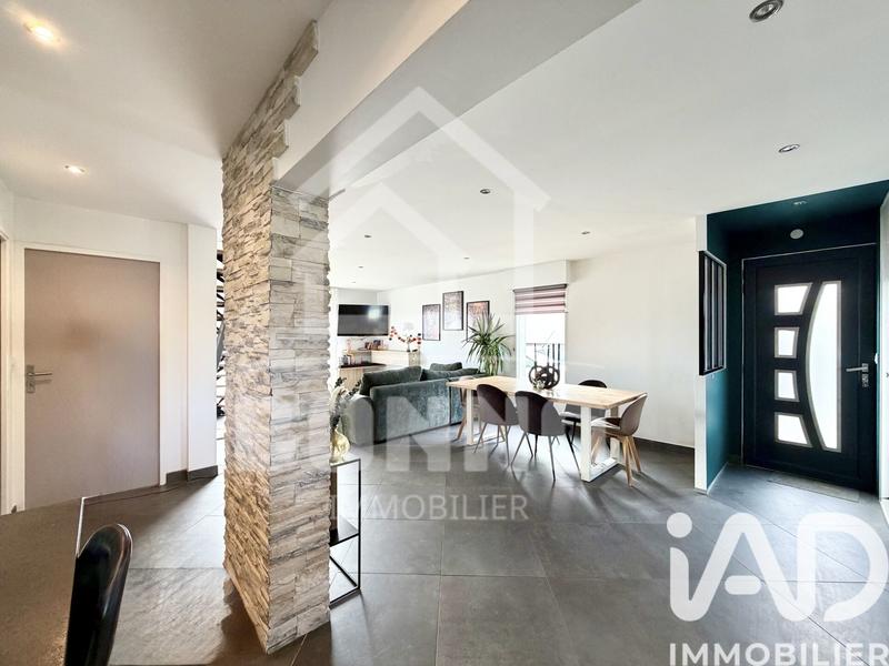 Maison - 126 m² - 5 pièces