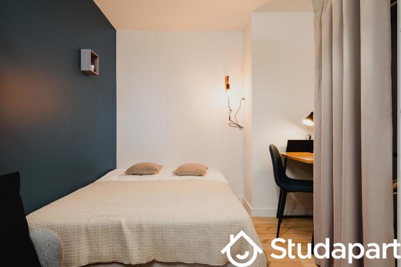 Chambre - 9 m² - 1 pièce