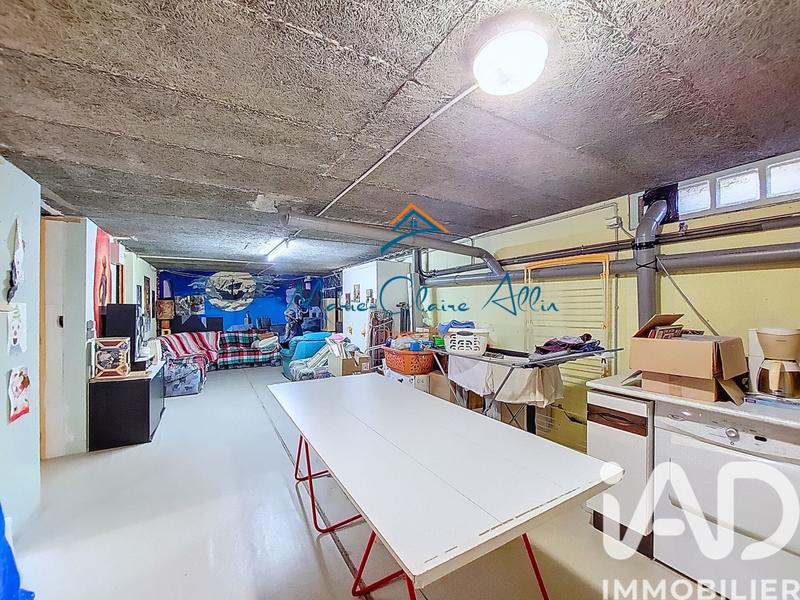 Maison - 101 m² - 5 pièces