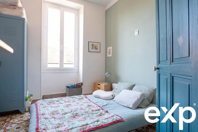 Maison - 191 m² - 8 pièces