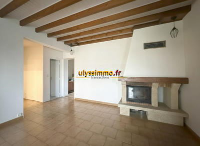 Maison traditionnelle - 138 m² - 7 pièces