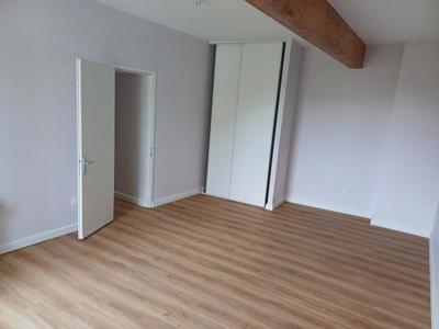 Maison - 93 m² - 6 pièces
