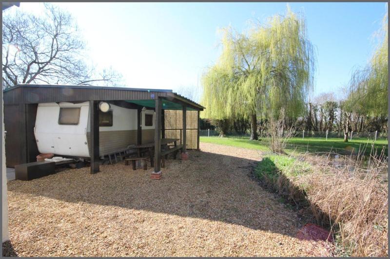 Maison - 60 m² - 4 pièces