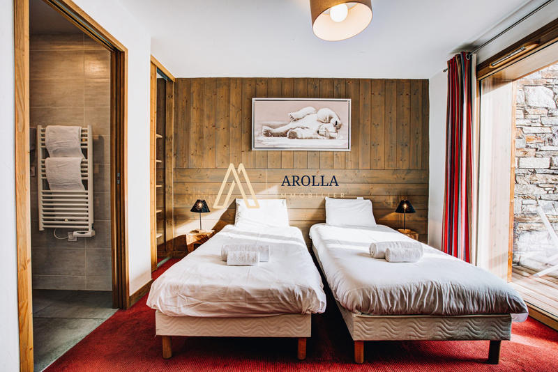 Immeuble - 1 070 m²