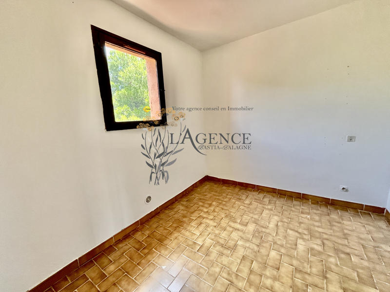 Maison - 188 m² - 12 pièces