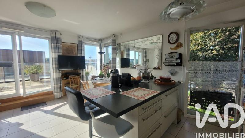 Appartement - 98 m² - 5 pièces