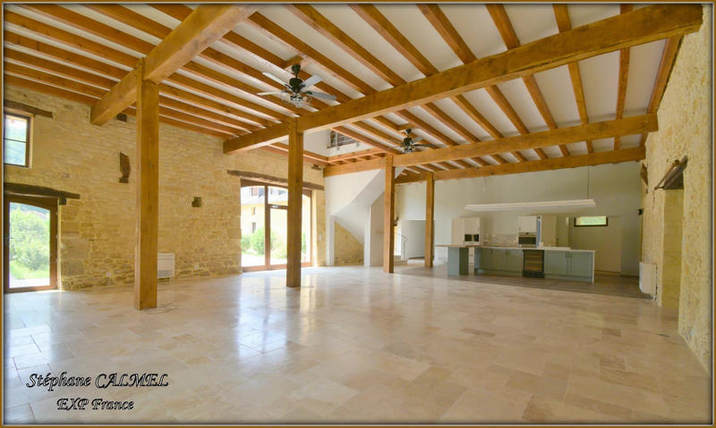 Maison - 289 m² - 7 pièces