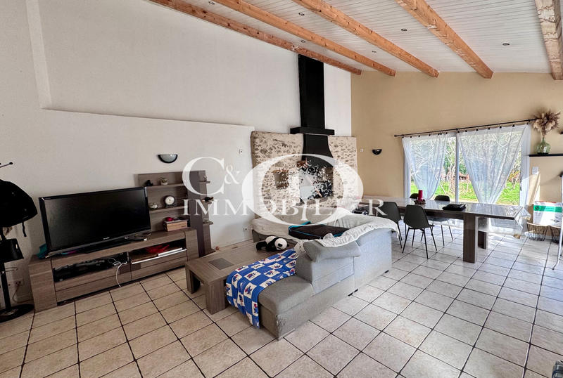 Maison - 122 m² - 4 pièces