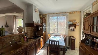 Maison - 91 m² - 4 pièces