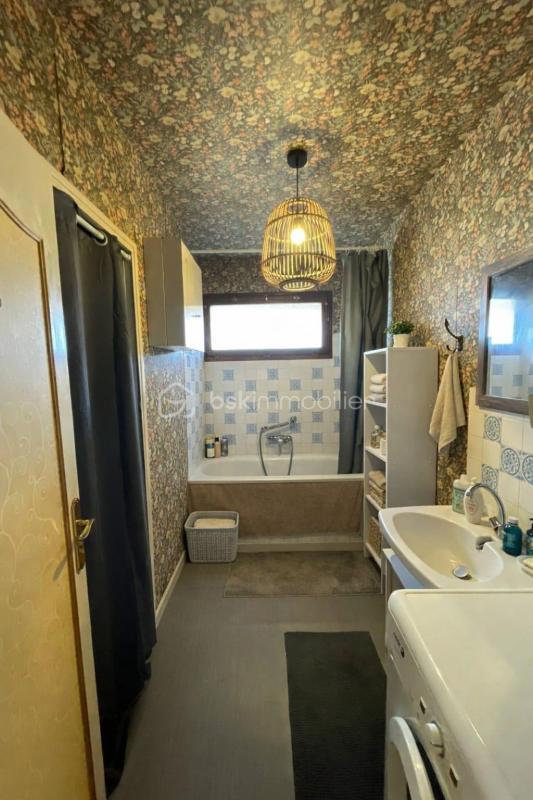 Maison traditionnelle - 74 m² - 5 pièces