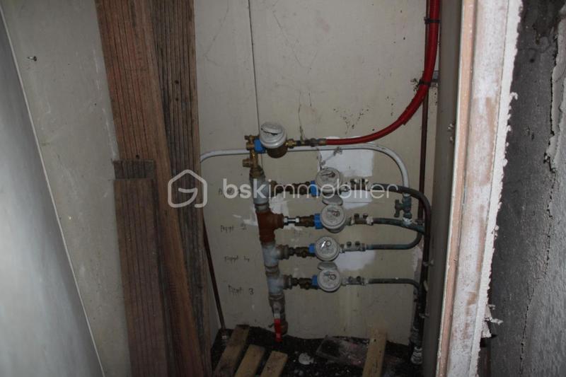 Immeuble - 1 594 m² - 45 pièces