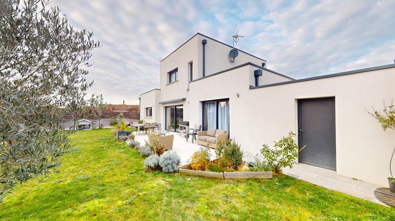 Maison contemporaine - 122 m² - 5 pièces