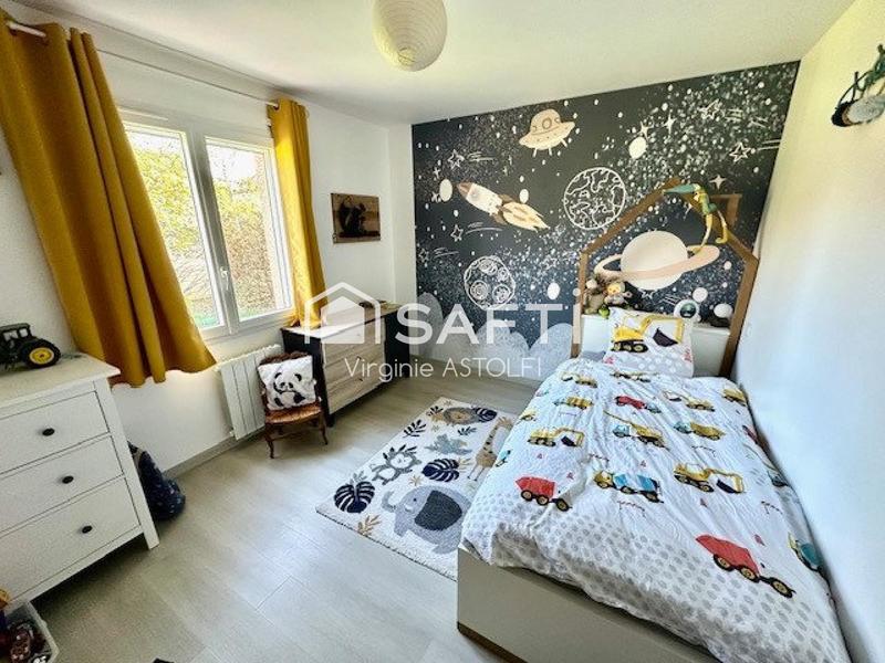 Maison - 180 m² - 7 pièces