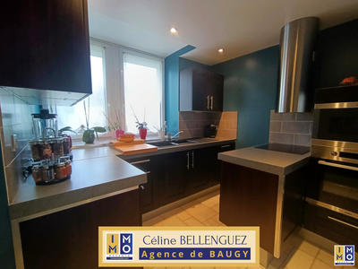 Maison - 238 m² - 8 pièces