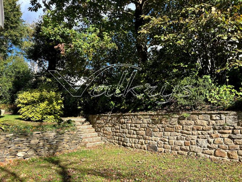 Propriété - 120 m² - 7 pièces