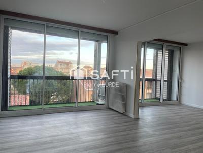 Appartement - 95 m² - 5 pièces