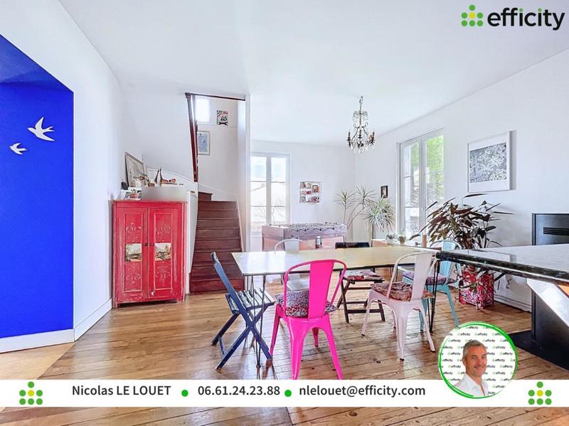 Maison - 171 m² - 8 pièces