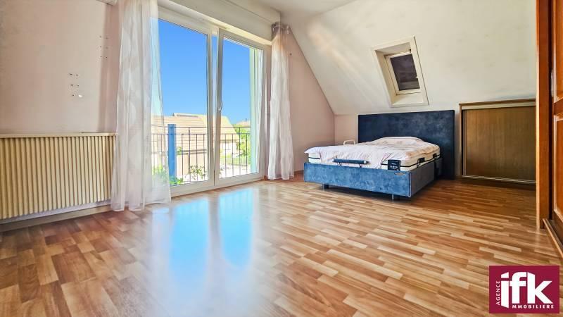 Maison - 145 m² - 6 pièces