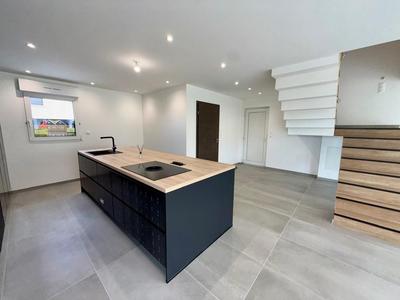 Maison traditionnelle - 115 m² - 4 pièces