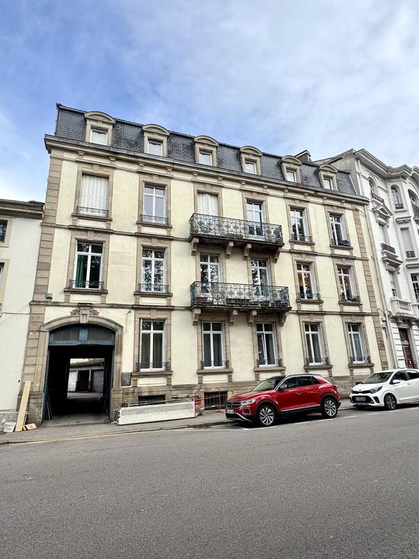 Appartement - 100 m² - 4 pièces