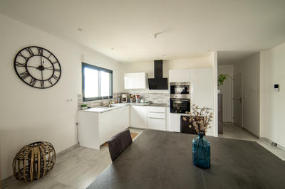 Maison - 96 m² - 4 pièces