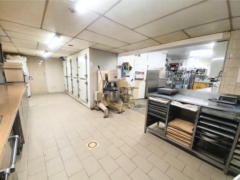 Local commercial - 163 m²