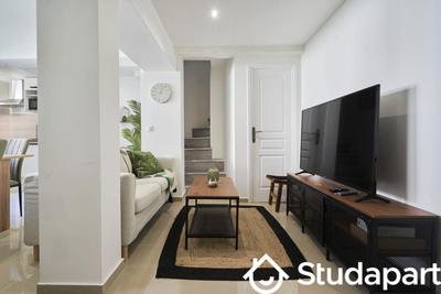 Chambre - 9 m² - 1 pièce