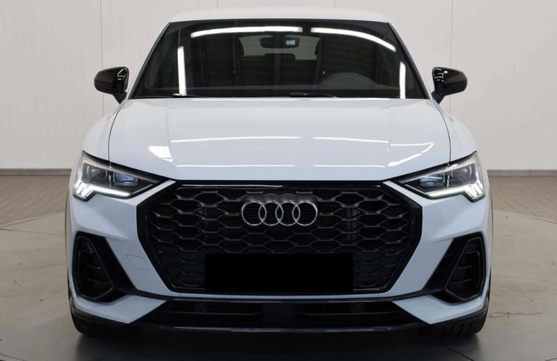 Audi Q3 Sportback 45 TFSIe 245 s-Line Hybride Rechargeable / Camera 360° Coffre Elec Regulateur de Distance